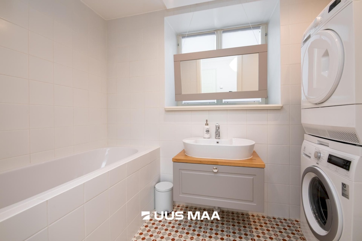 Tallinn, Kesklinna linnaosa, Raua tn 18