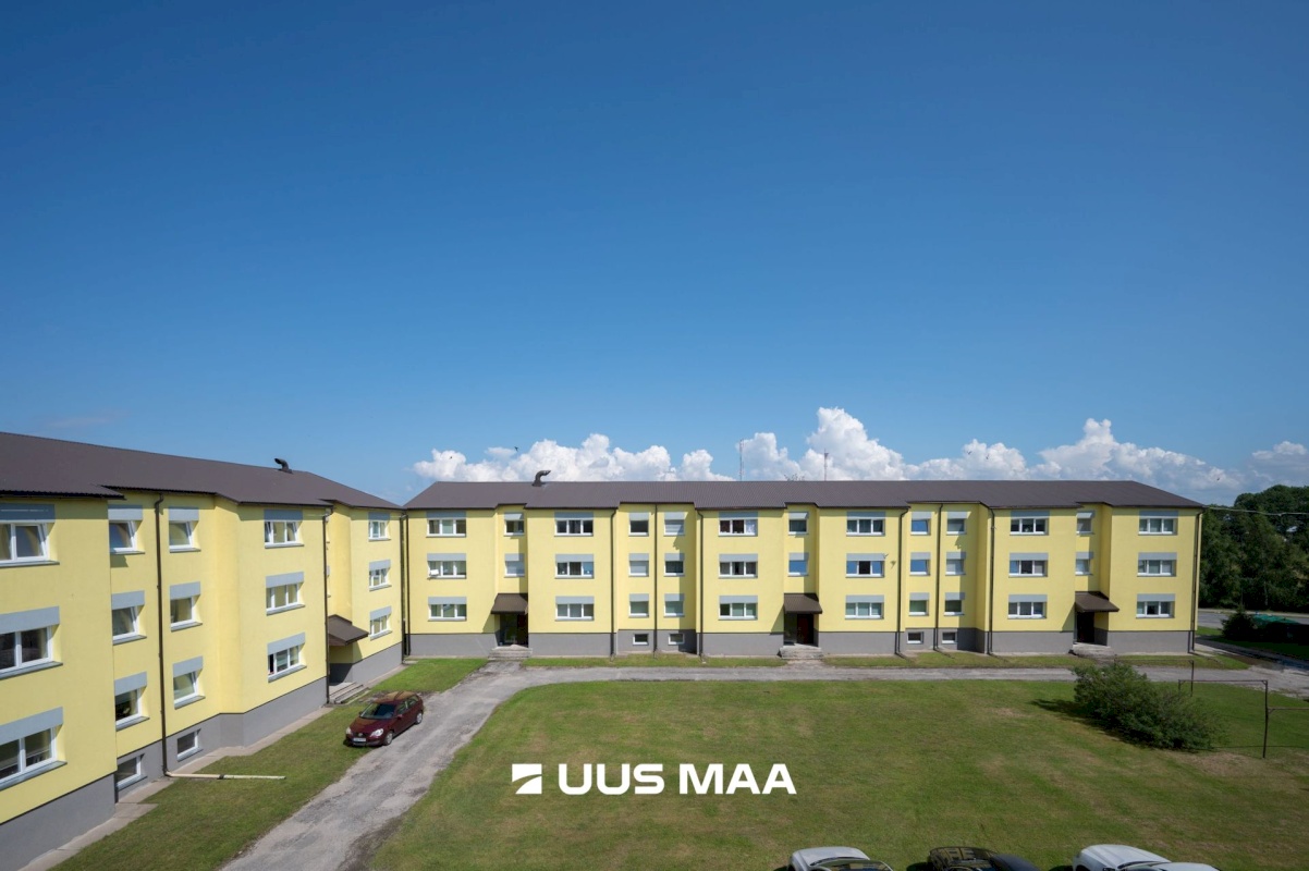 Haapsalu linn, Uuemõisa küla, Haudejaama tee 22