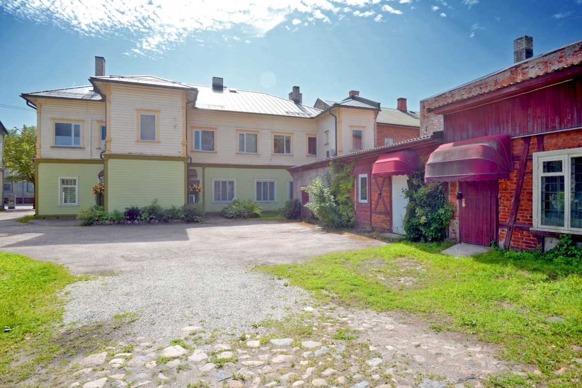 Pärnu linn, Pärnu linn, Eeslinn, Riia mnt 50