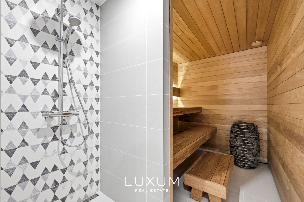 Tallinn, Kesklinna linnaosa, Tuukri 64