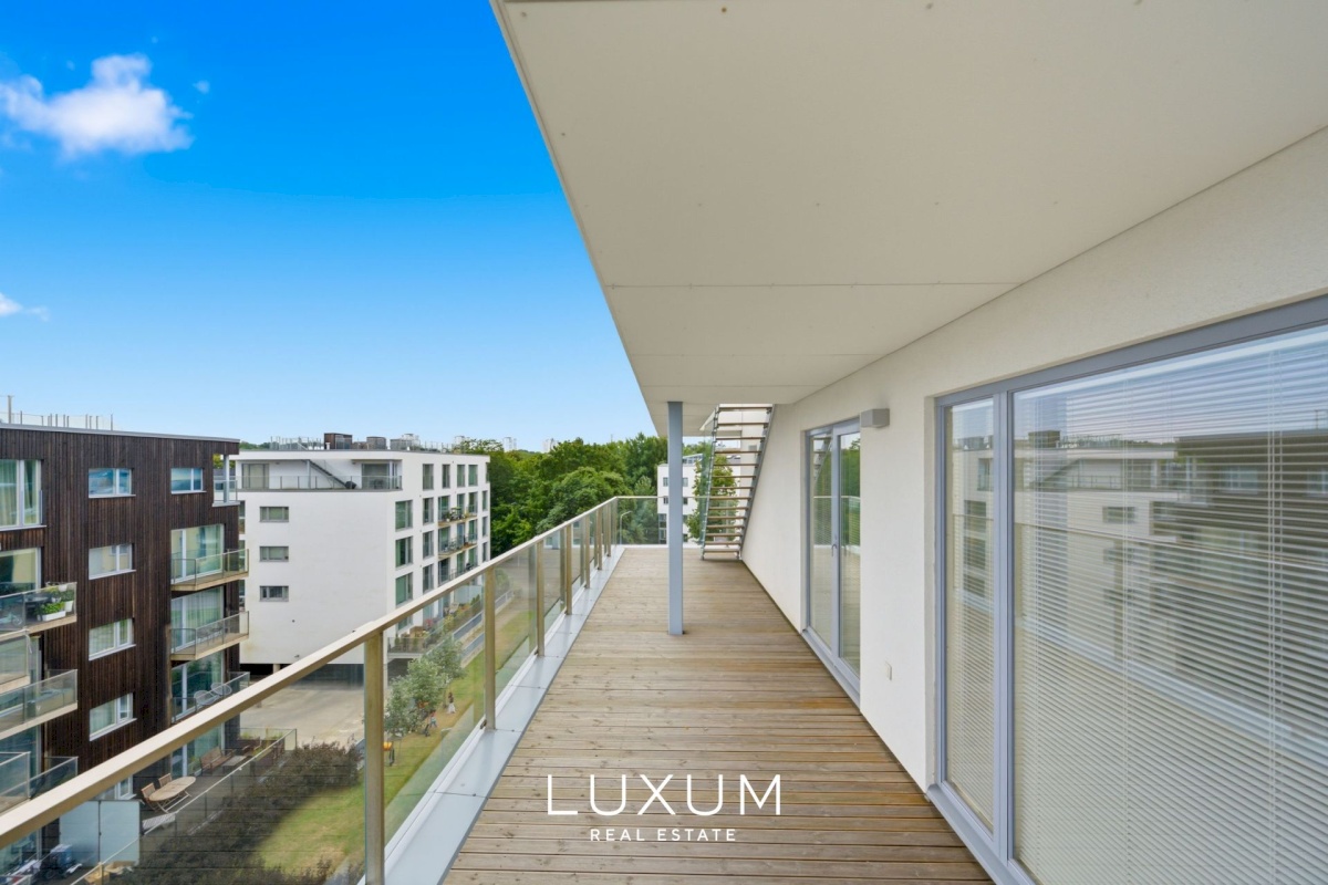 Tallinn, Kesklinna linnaosa, Tuukri 64