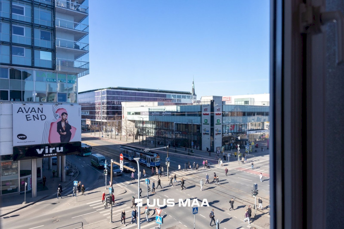 Tallinn, Kesklinna linnaosa, Kompassi, Narva mnt 2