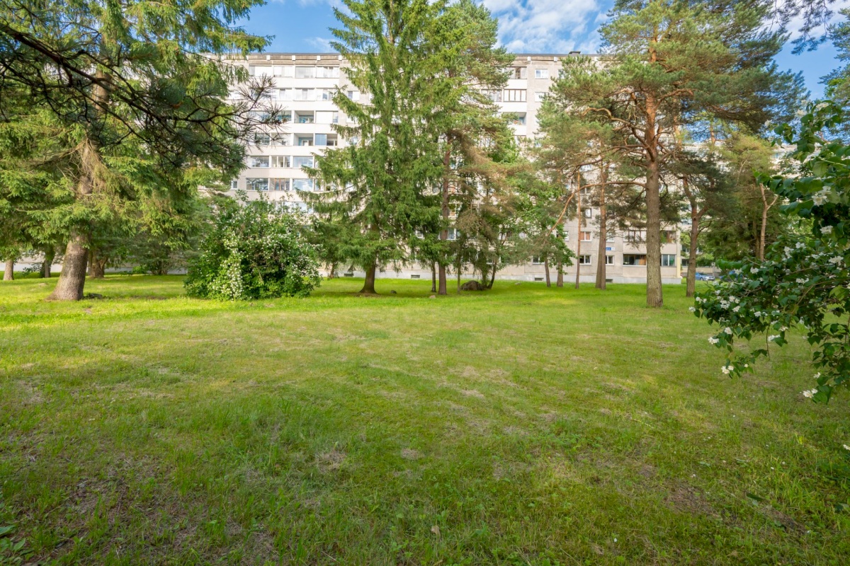 Tallinn, Mustamäe linnaosa, Ehitajate tee 74