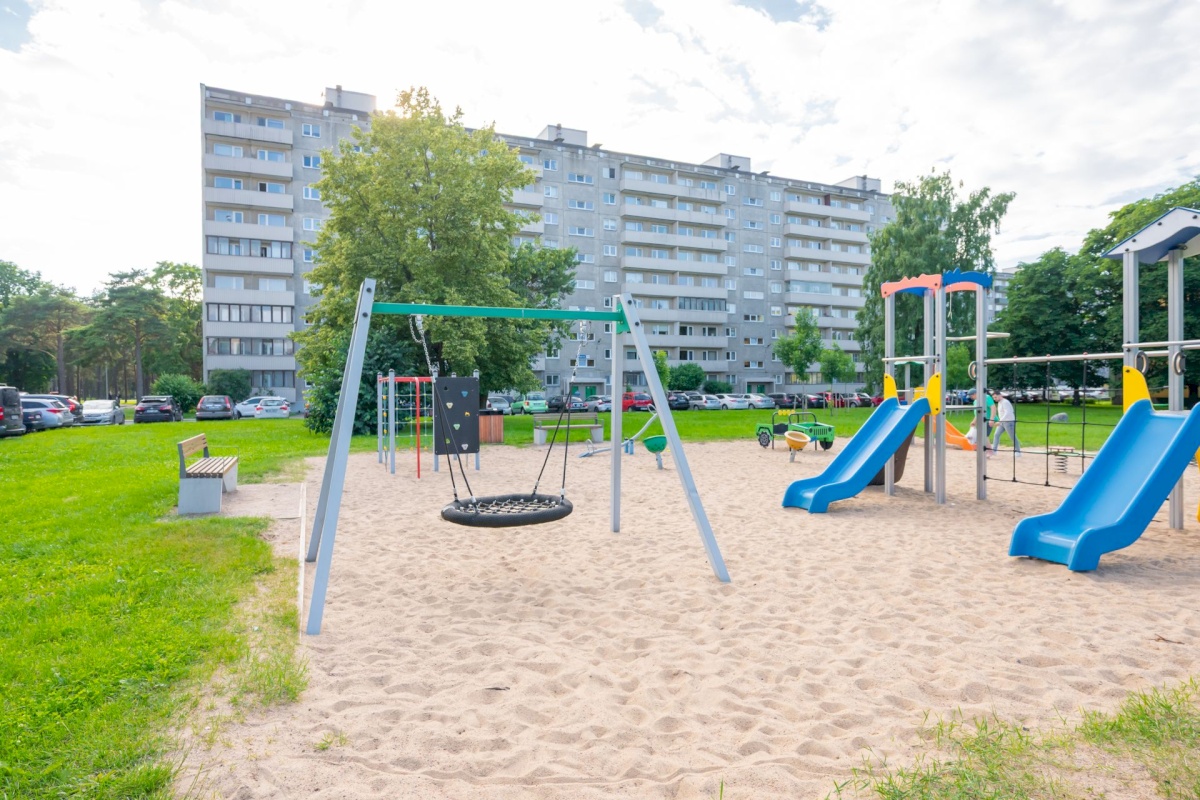 Tallinn, Mustamäe linnaosa, Ehitajate tee 74