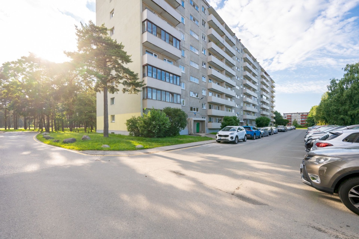 Tallinn, Mustamäe linnaosa, Ehitajate tee 74