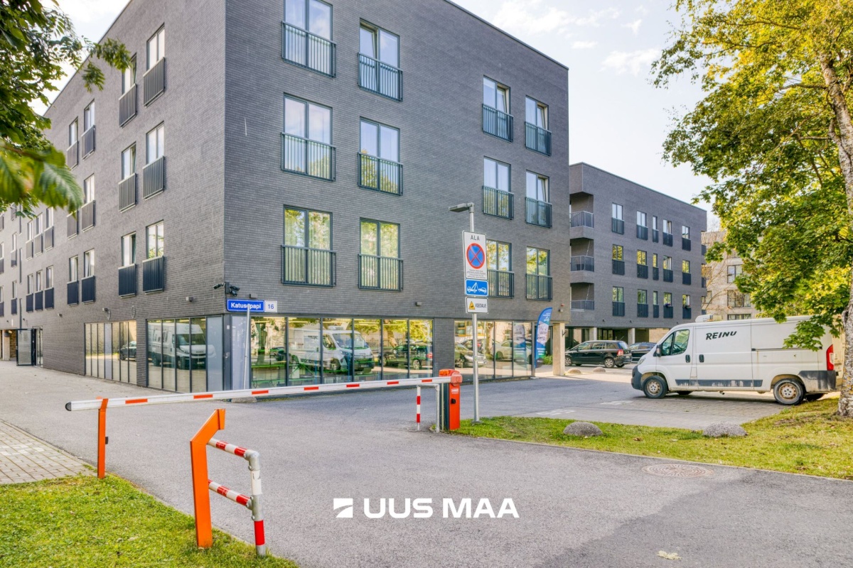Tallinn, Lasnamäe linnaosa, Sikupilli, Katusepapi 16b