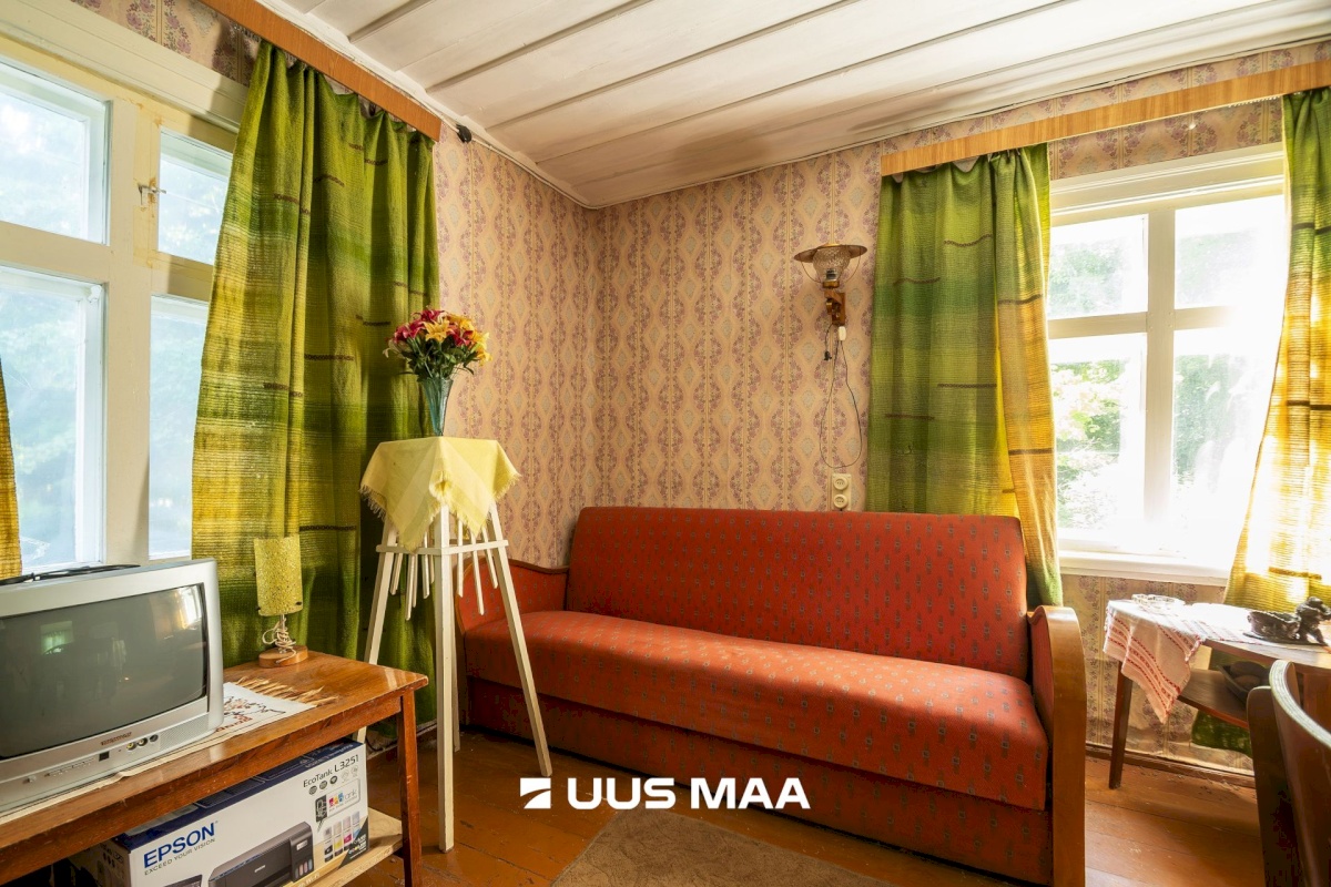 Saaremaa vald, Iide küla, Suureniidi