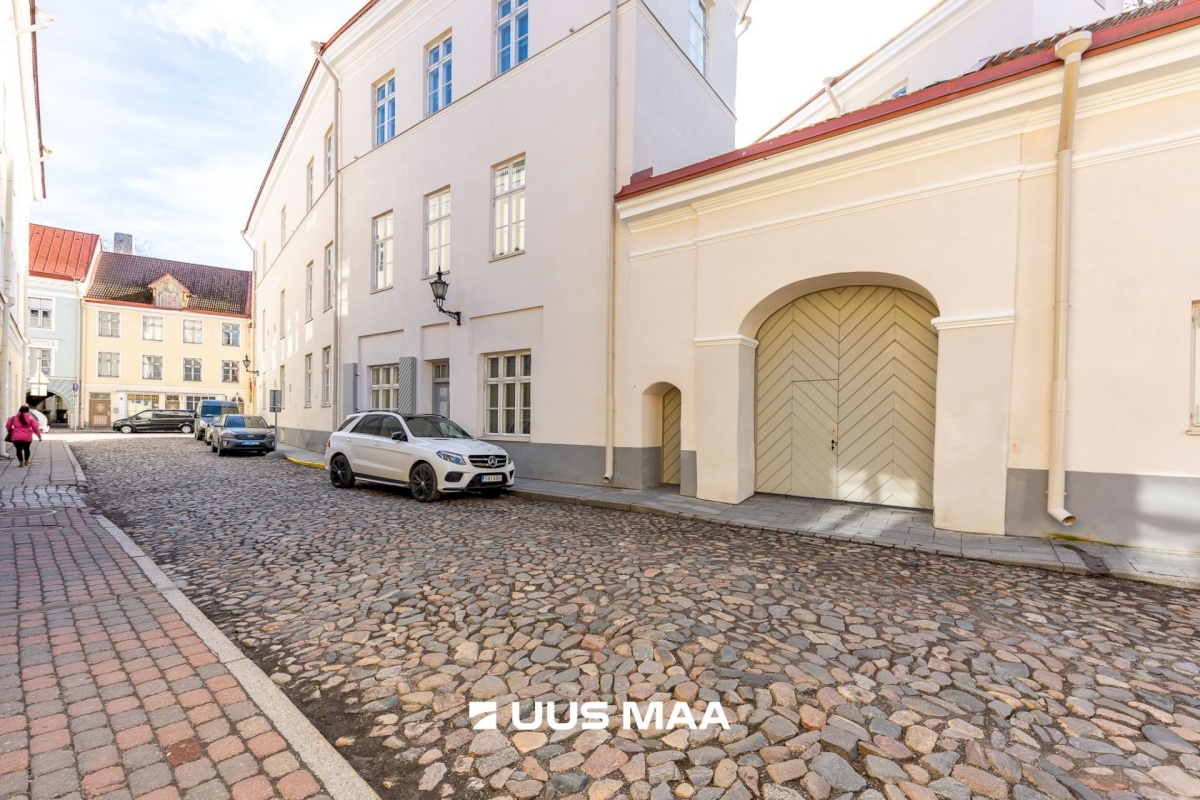 Tallinn, Kesklinna linnaosa, Lai tn 13
