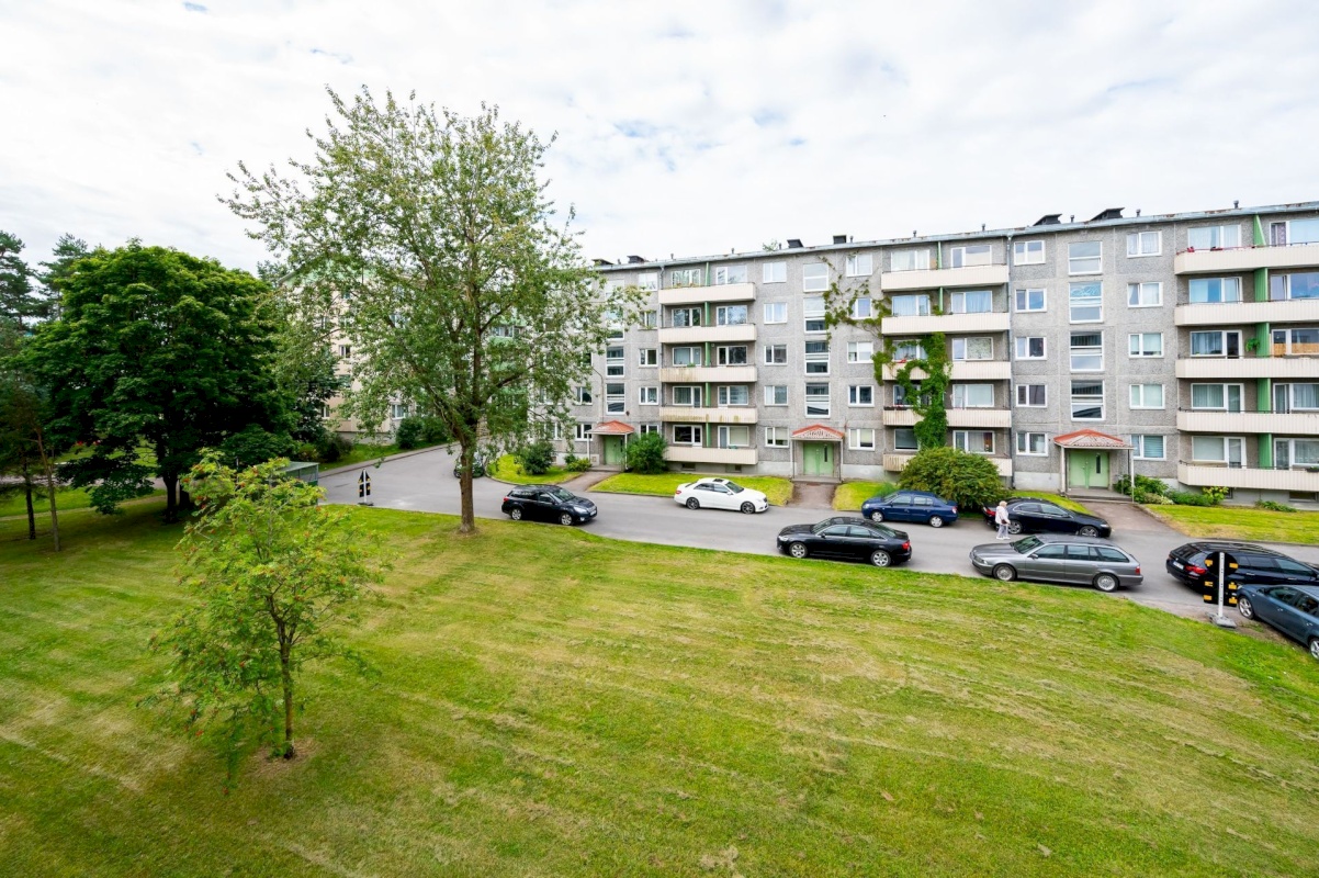 Tallinn, Mustamäe linnaosa, Mustamäe, Sõpruse pst 235