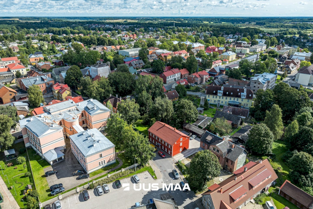 Viljandi linn, Kesklinn, Koidu tn 8