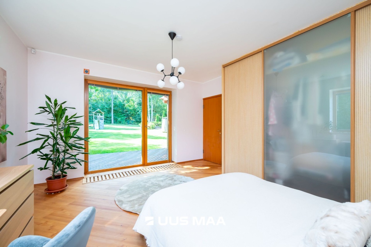 Keila linn, Kullerkupu 9