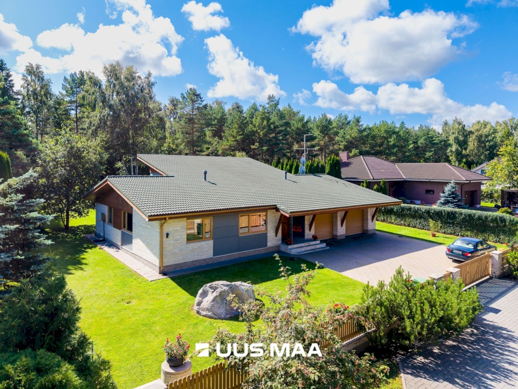 Keila linn, Kullerkupu 9