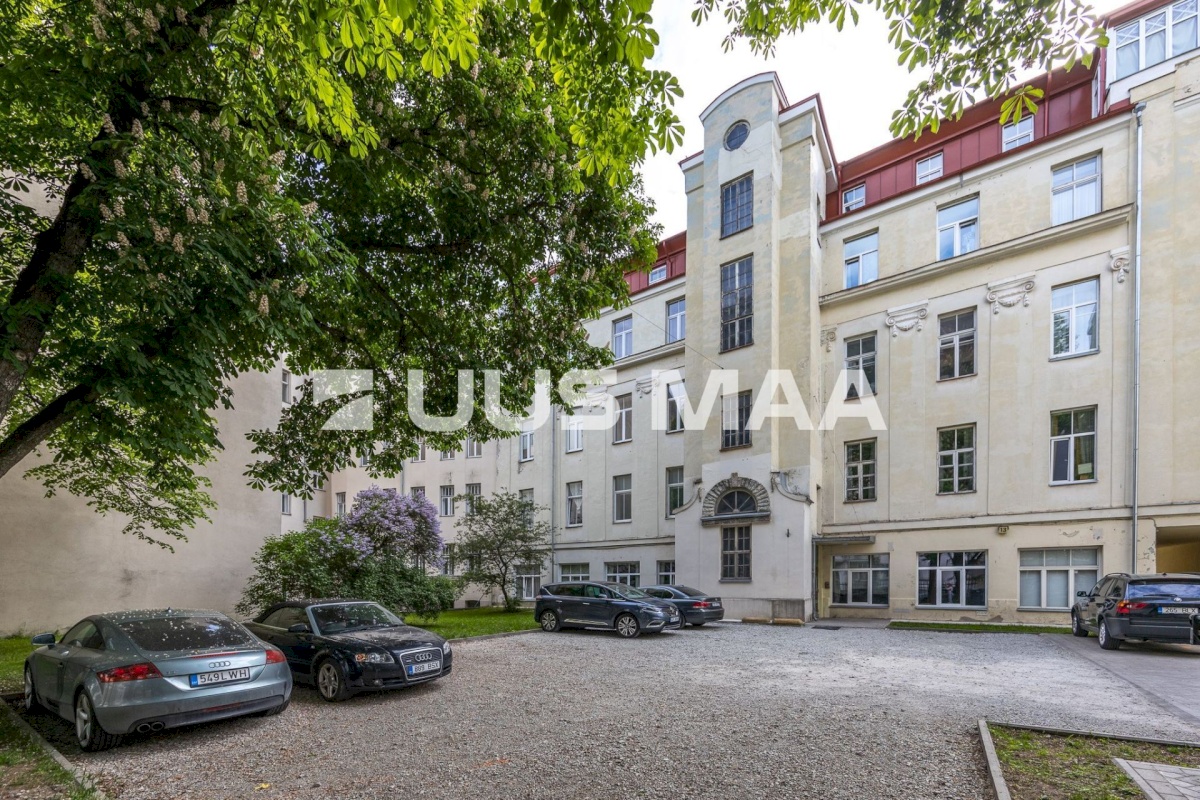 Tallinn, Kesklinna linnaosa, F. R. Kreutzwaldi 13