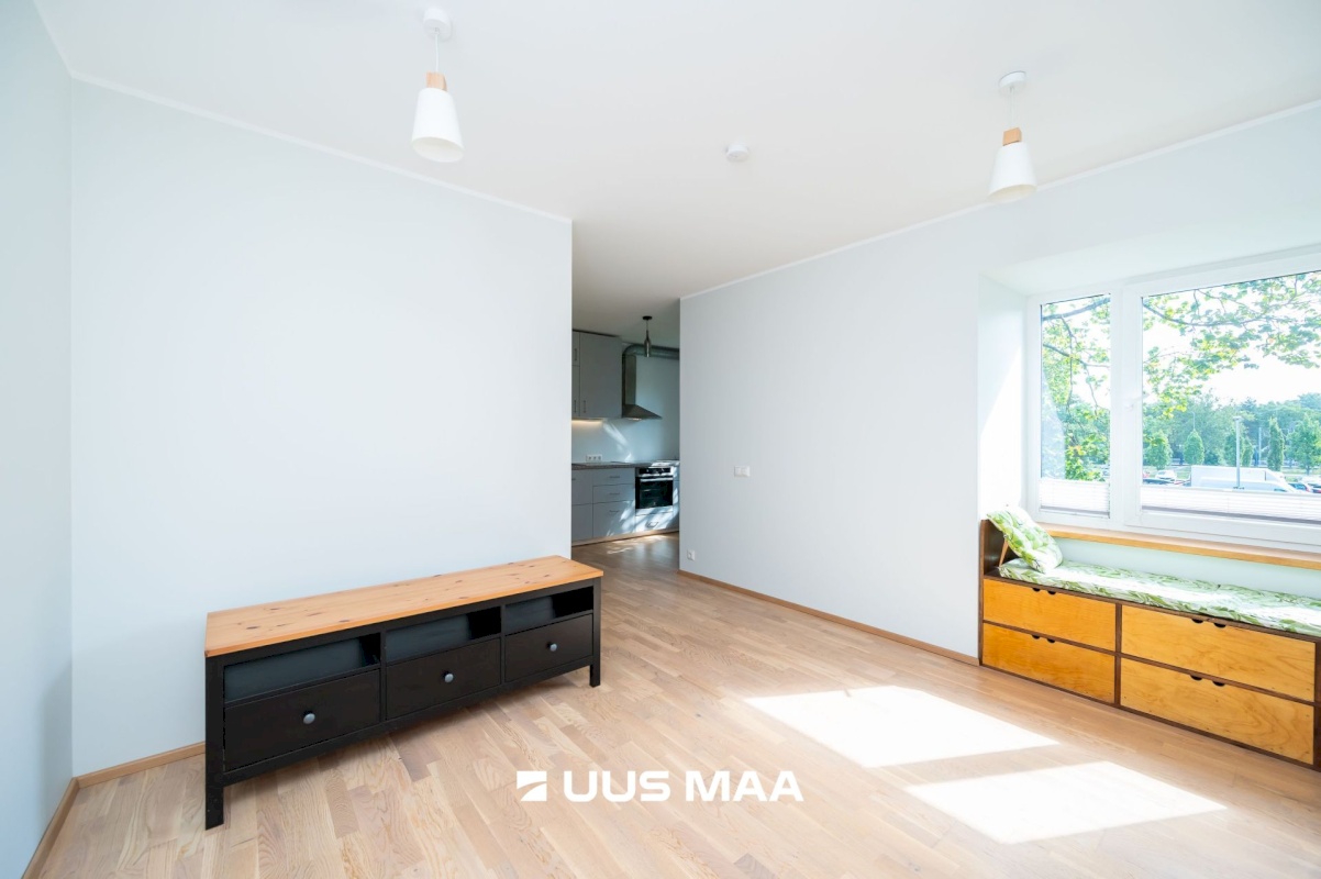 Tallinn, Nõmme linnaosa, Hiiu, Vääna 4