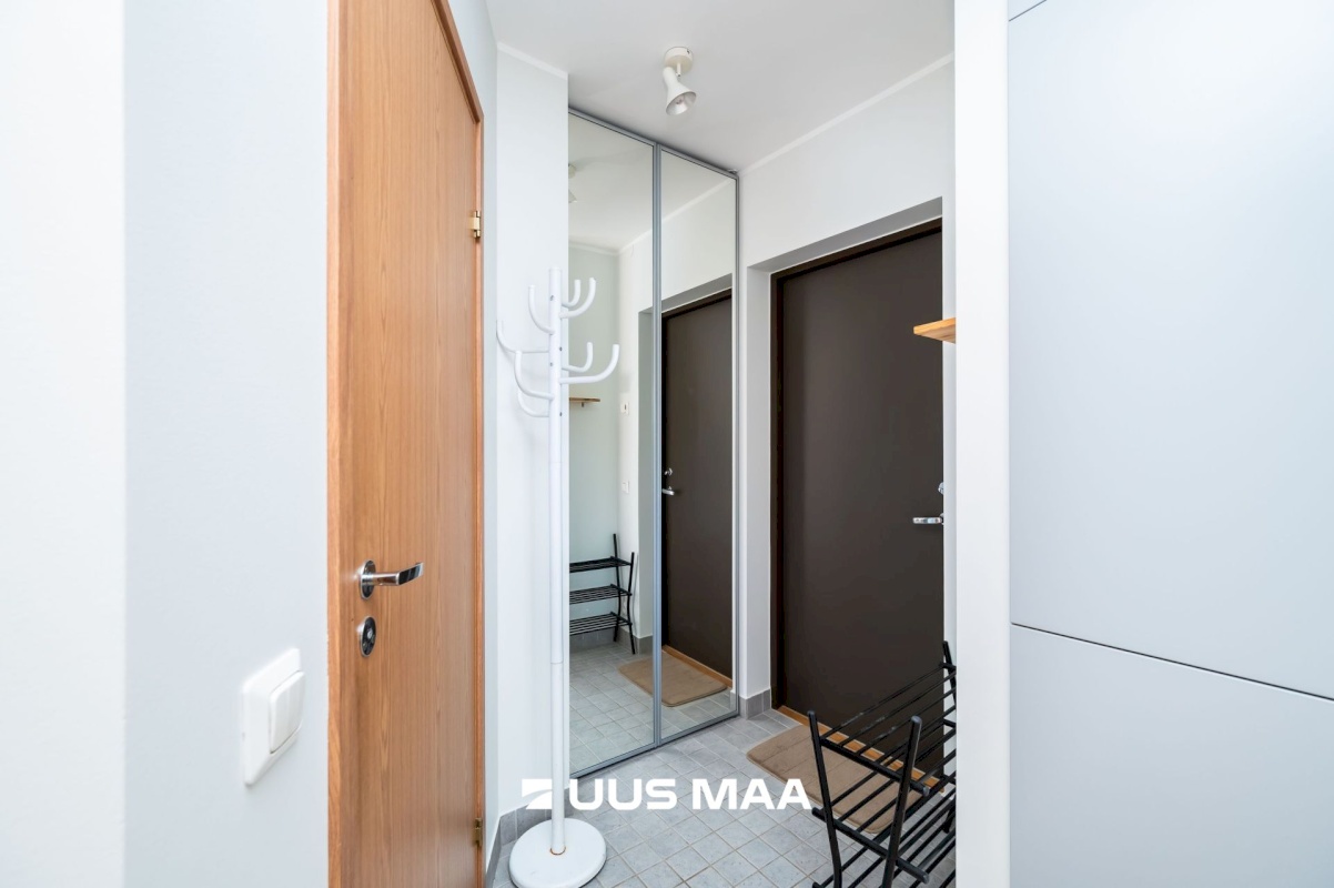 Tallinn, Nõmme linnaosa, Hiiu, Vääna 4