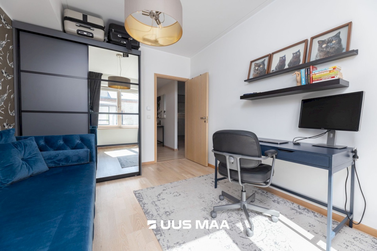 Tallinn, Kesklinna linnaosa, Sadama, Uus-Sadama tn 11
