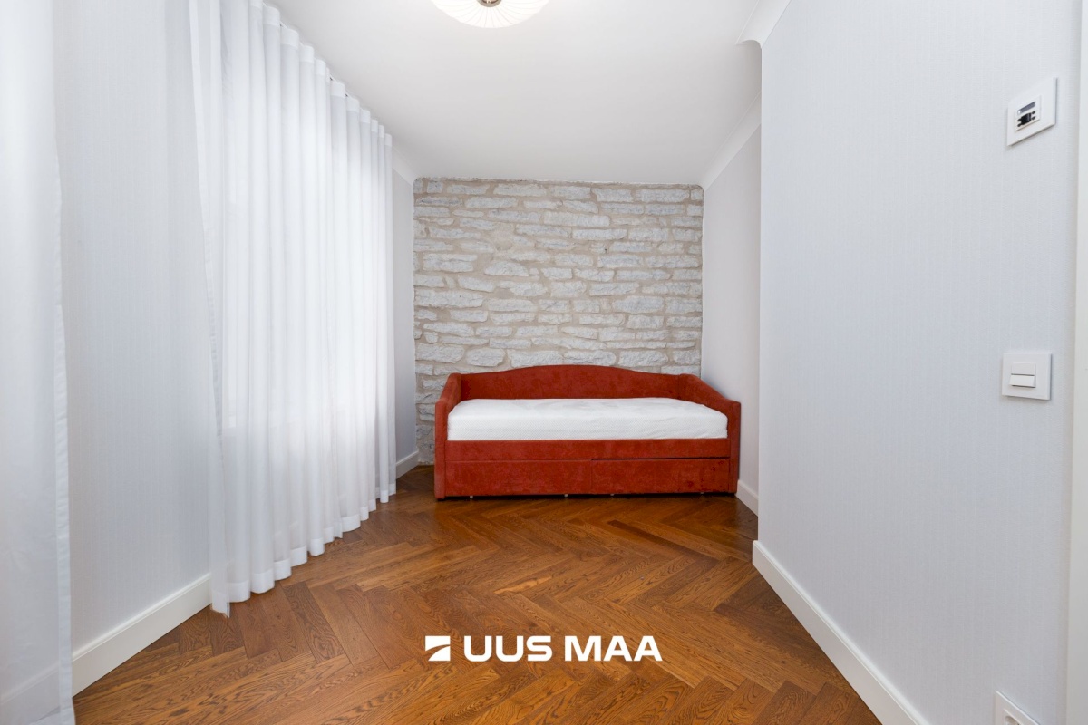 Tallinn, Kesklinna linnaosa, Veerenni, Magasini 3