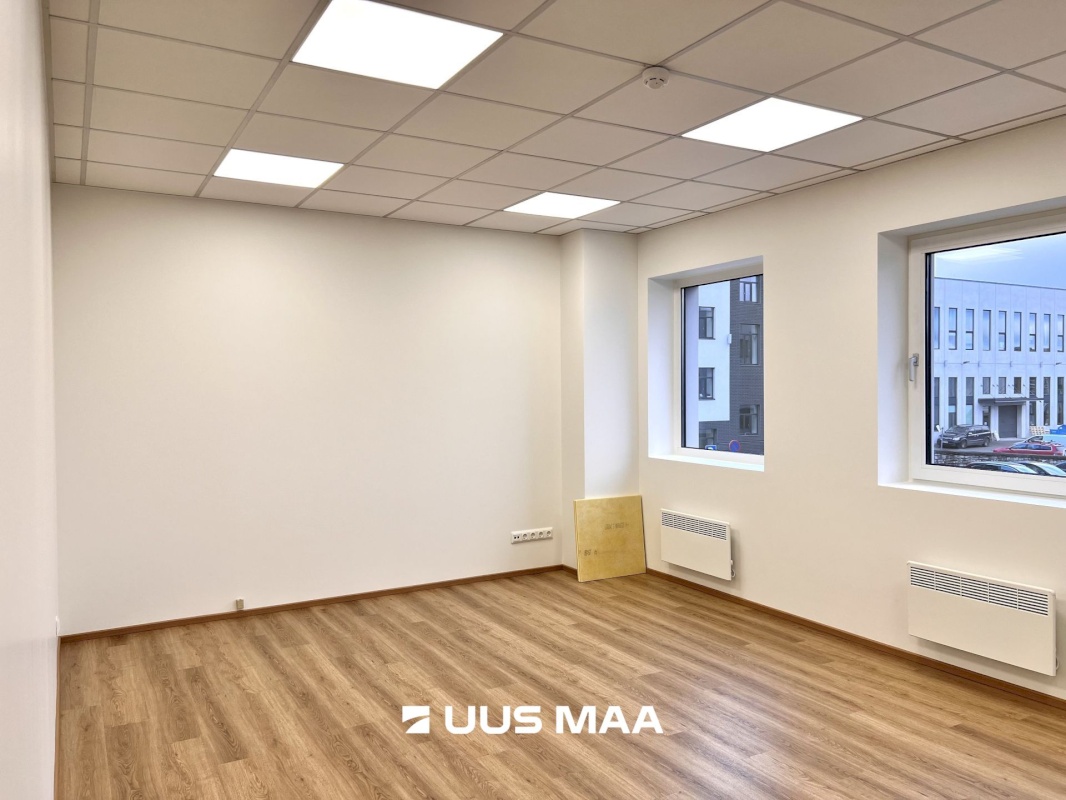 Tallinn, Kesklinna linnaosa, Pärnu mnt 160C