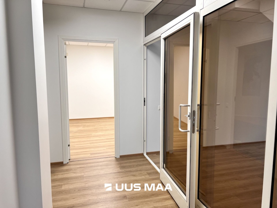 Tallinn, Kesklinna linnaosa, Pärnu mnt 160C