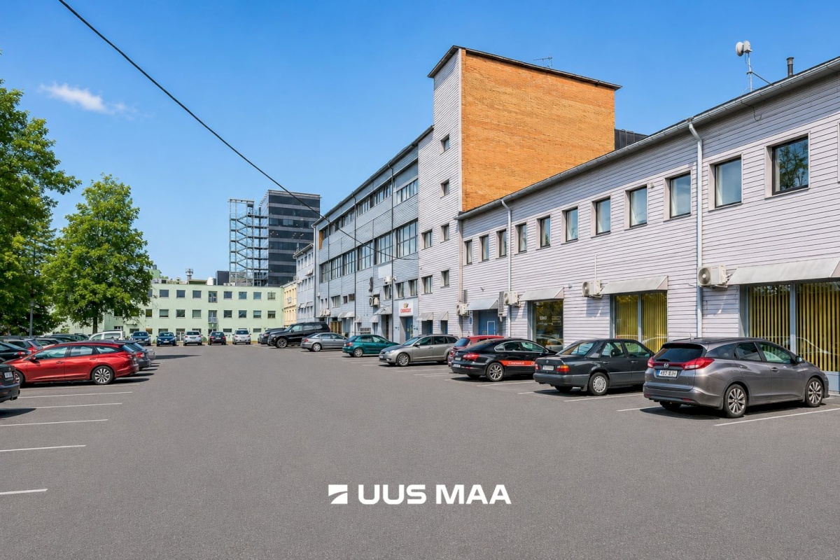 Tallinn, Kesklinna linnaosa, Pärnu mnt 160C