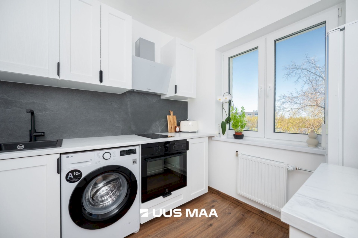 Tallinn, Mustamäe linnaosa, Kadaka, Akadeemia tee 68