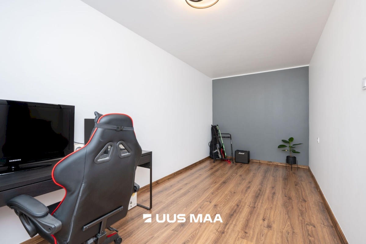 Tallinn, Mustamäe linnaosa, Kadaka, Akadeemia tee 68