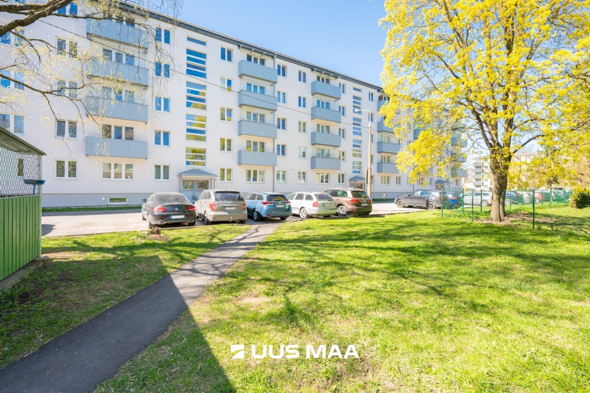 Tallinn, Mustamäe linnaosa, Kadaka, Akadeemia tee 68