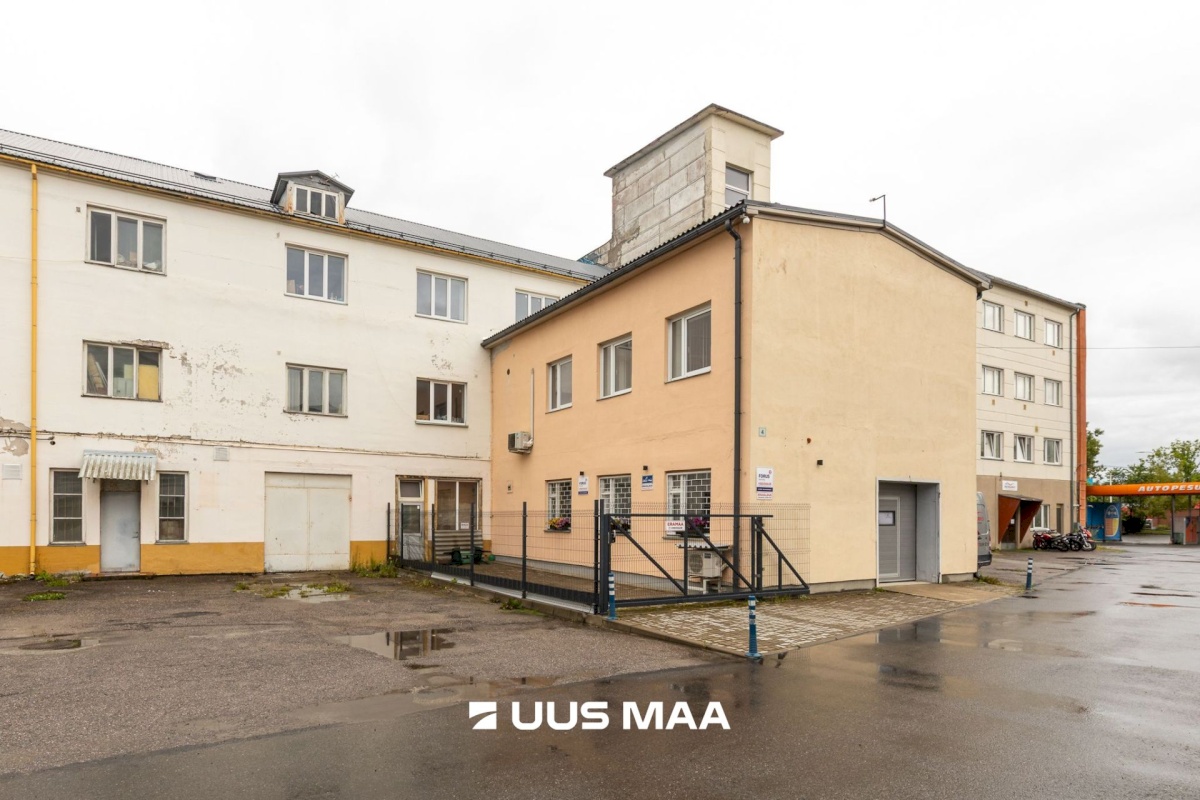 Tallinn, Nõmme linnaosa, Männiku, Väike-Männiku 4