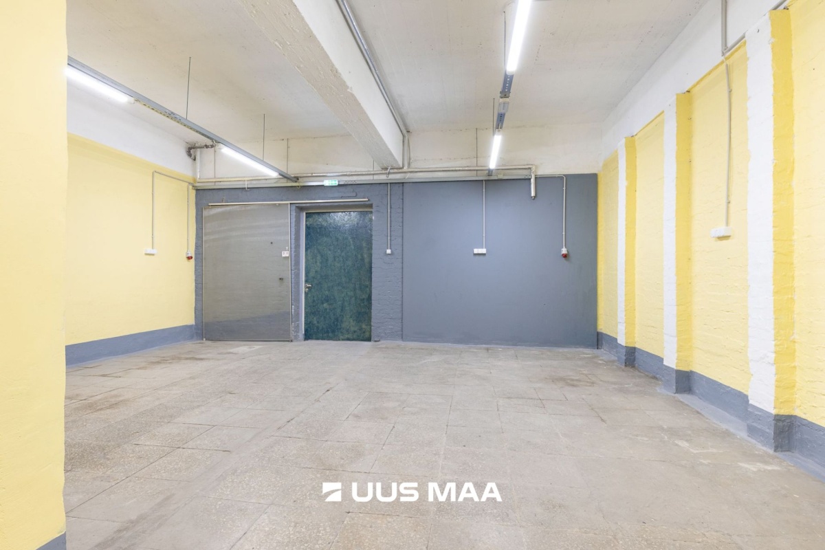 Tallinn, Nõmme linnaosa, Männiku, Väike-Männiku 4