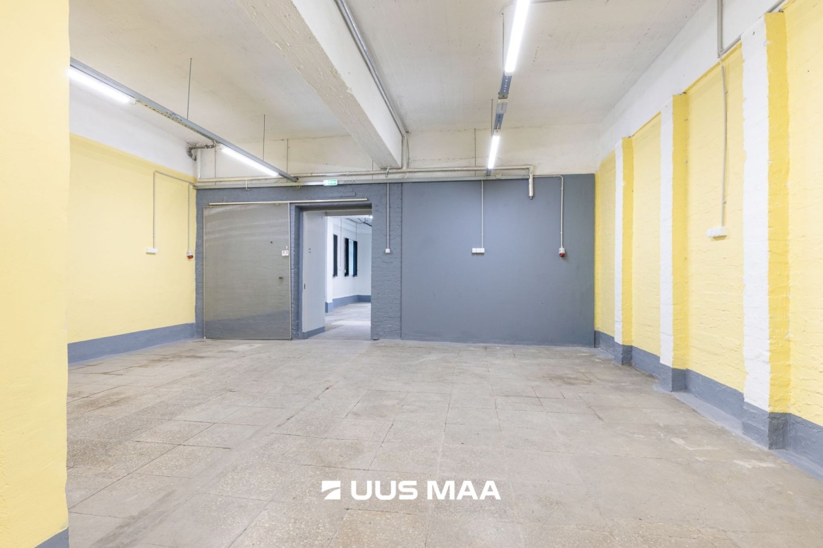 Tallinn, Nõmme linnaosa, Männiku, Väike-Männiku 4
