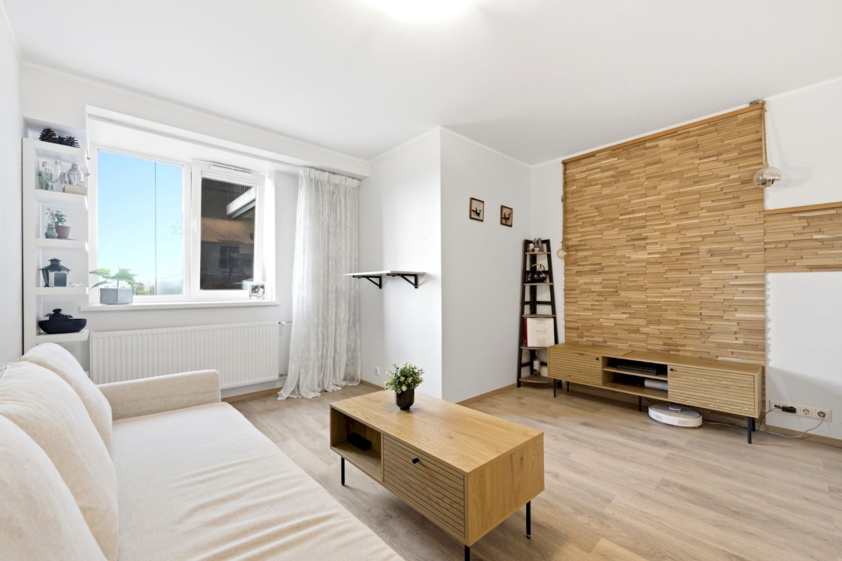 Tallinn, Lasnamäe linnaosa, Mustakivi, Mustakivi tee 25