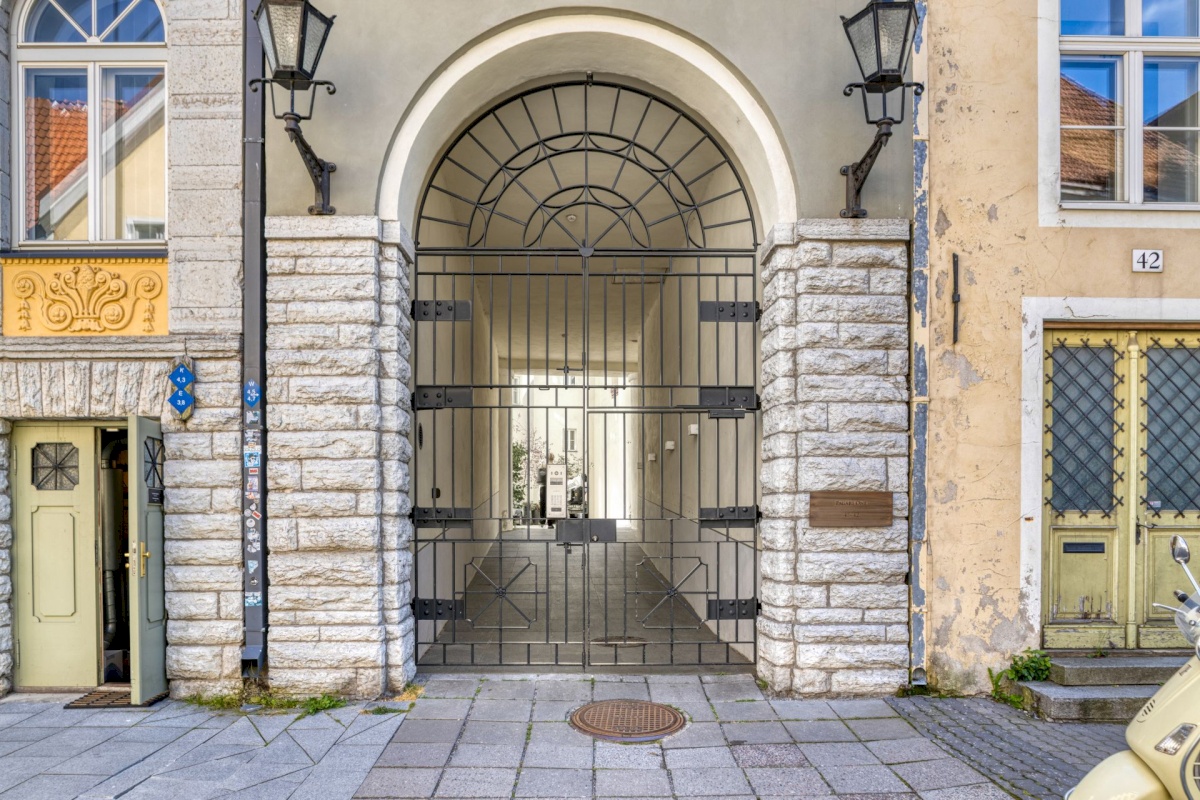 Tallinn, Kesklinna linnaosa, Vanalinn, Pagari 1