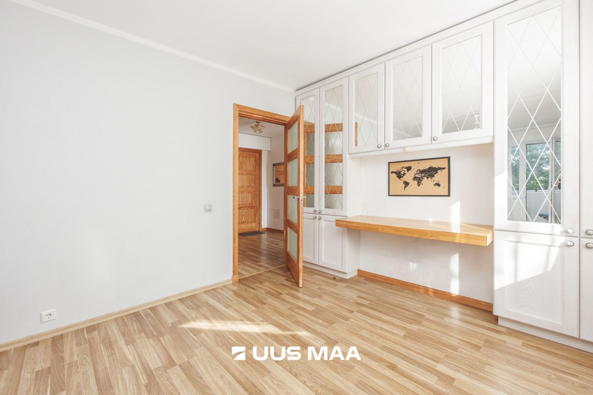Tallinn, Lasnamäe linnaosa, Punane 25