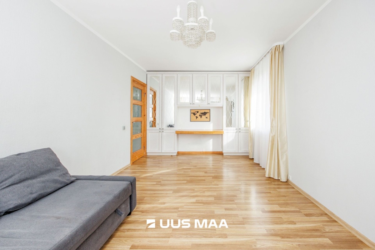 Tallinn, Lasnamäe linnaosa, Punane 25