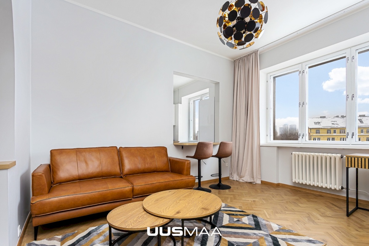 Tallinn, Kesklinna linnaosa, Pärnu mnt 48