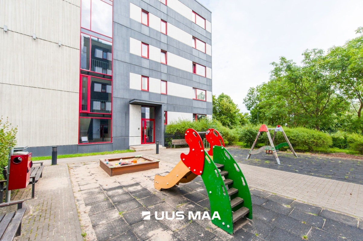 Tallinn, Lasnamäe linnaosa, Uuslinna tn 9/3