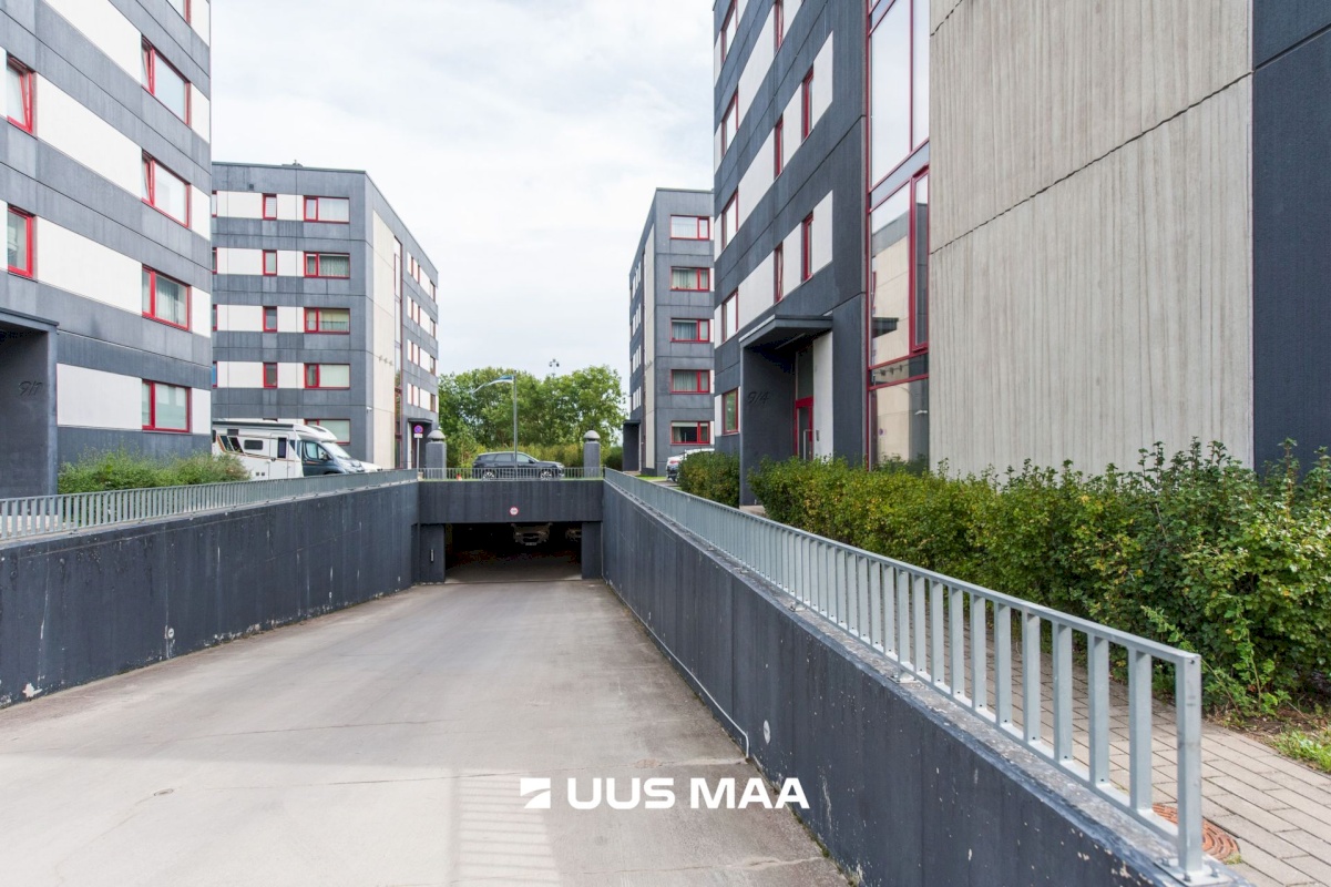 Tallinn, Lasnamäe linnaosa, Uuslinna tn 9/3