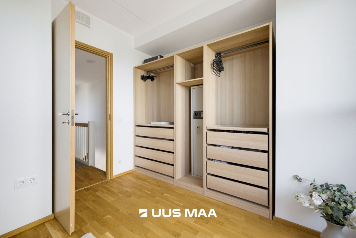 Tallinn, Lasnamäe linnaosa, Sinimäe 1