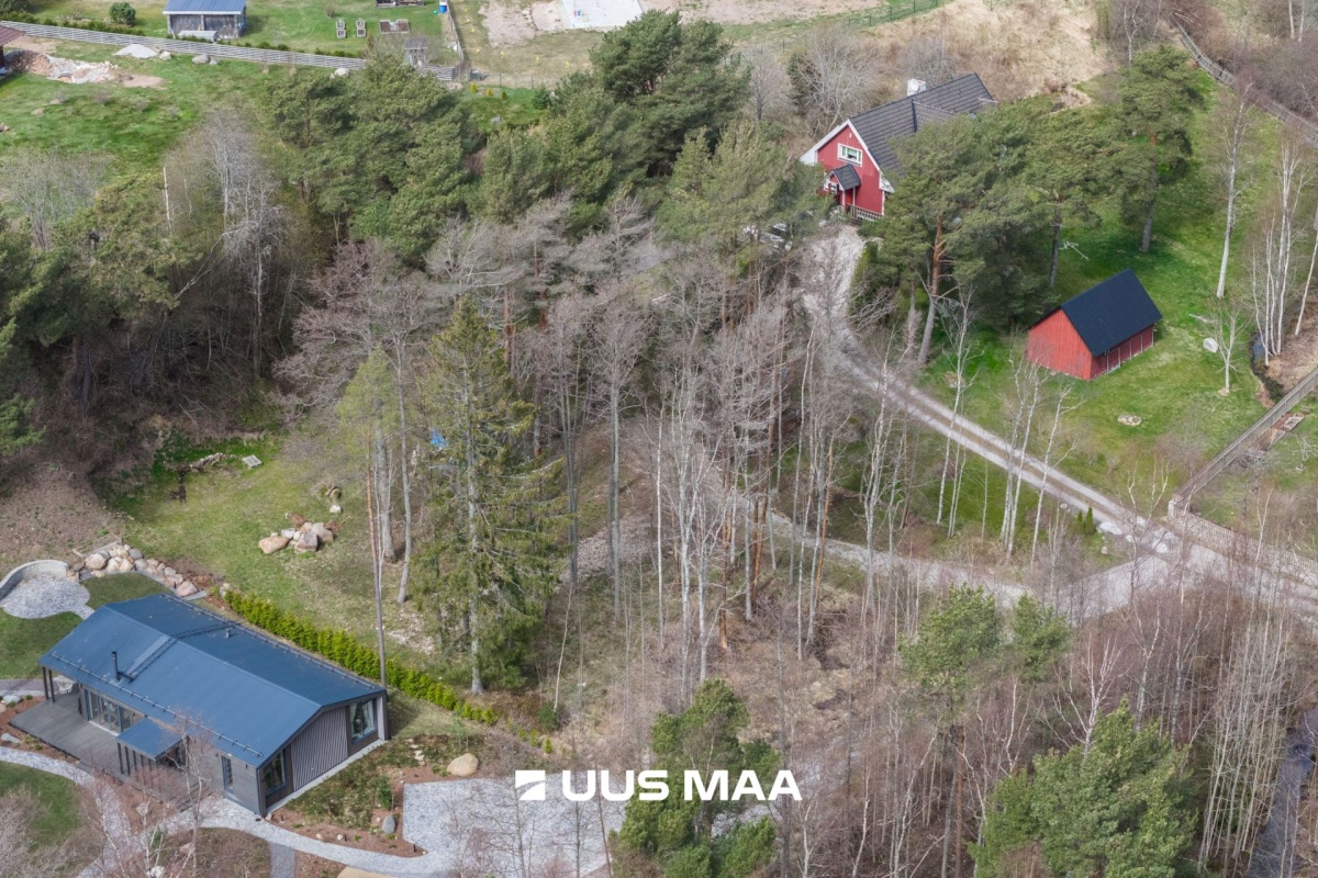 Lääne-Harju vald, Lohusalu küla, Nõlva tee 11