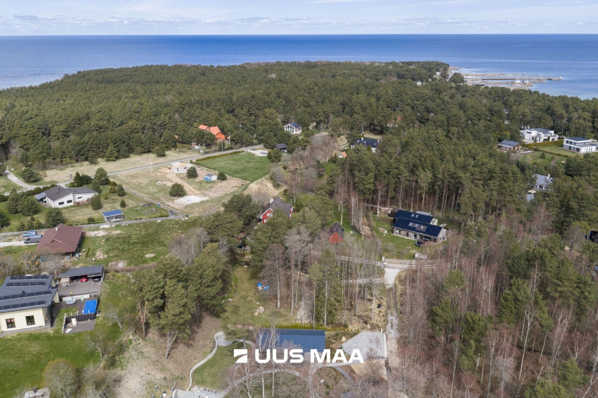 Lääne-Harju vald, Lohusalu küla, Nõlva tee 11