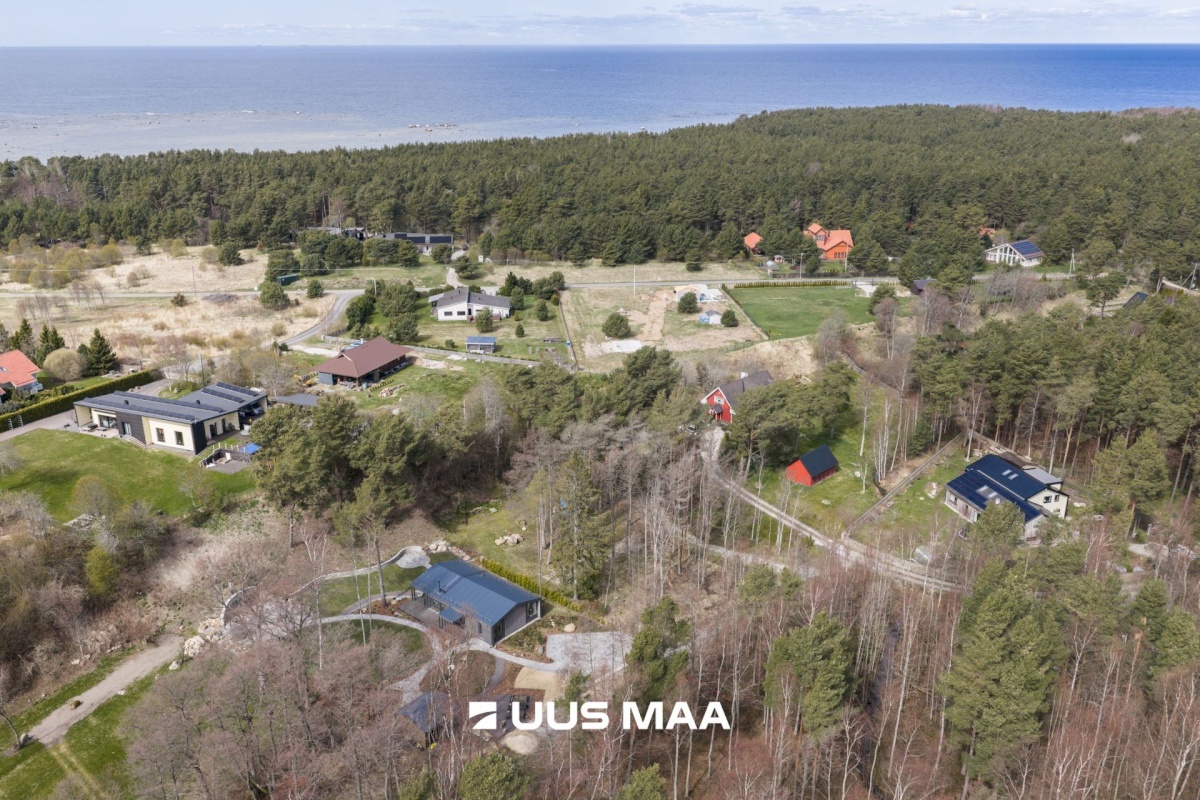Lääne-Harju vald, Lohusalu küla, Nõlva tee 11