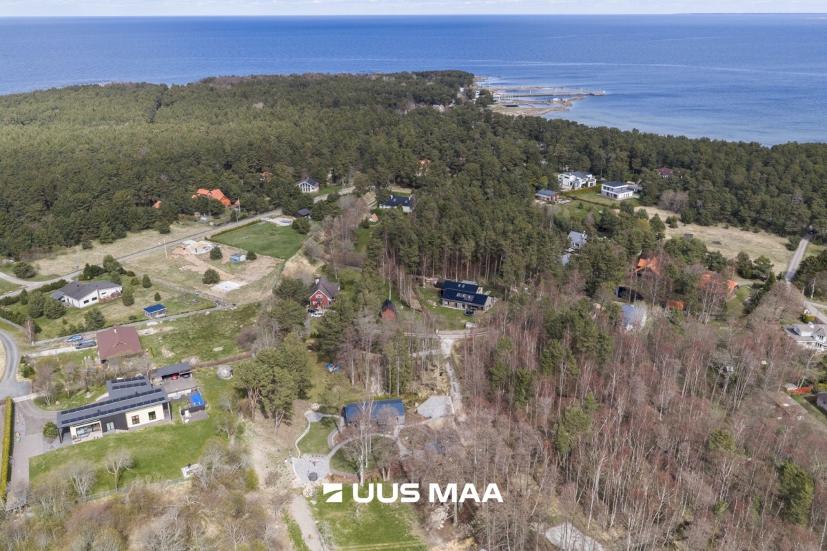 Lääne-Harju vald, Lohusalu küla, Nõlva tee 11