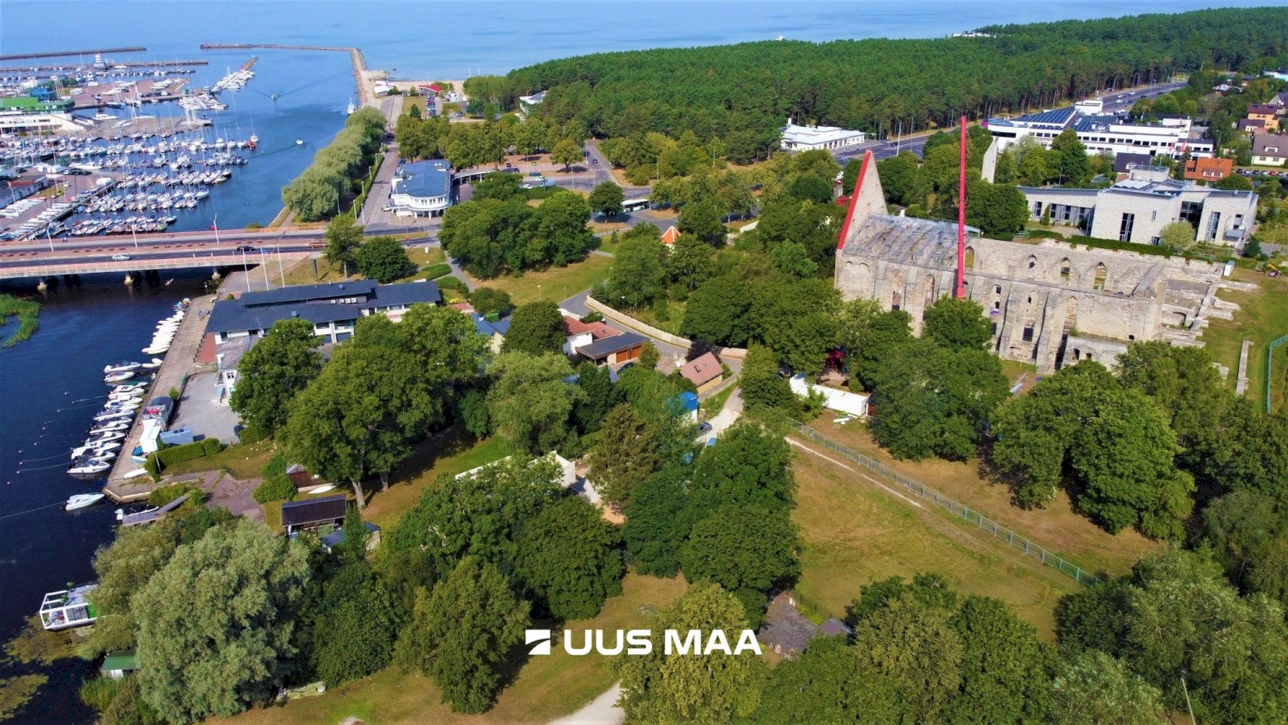 Tallinn, Pirita linnaosa, Pirita, Kloostri tee 11