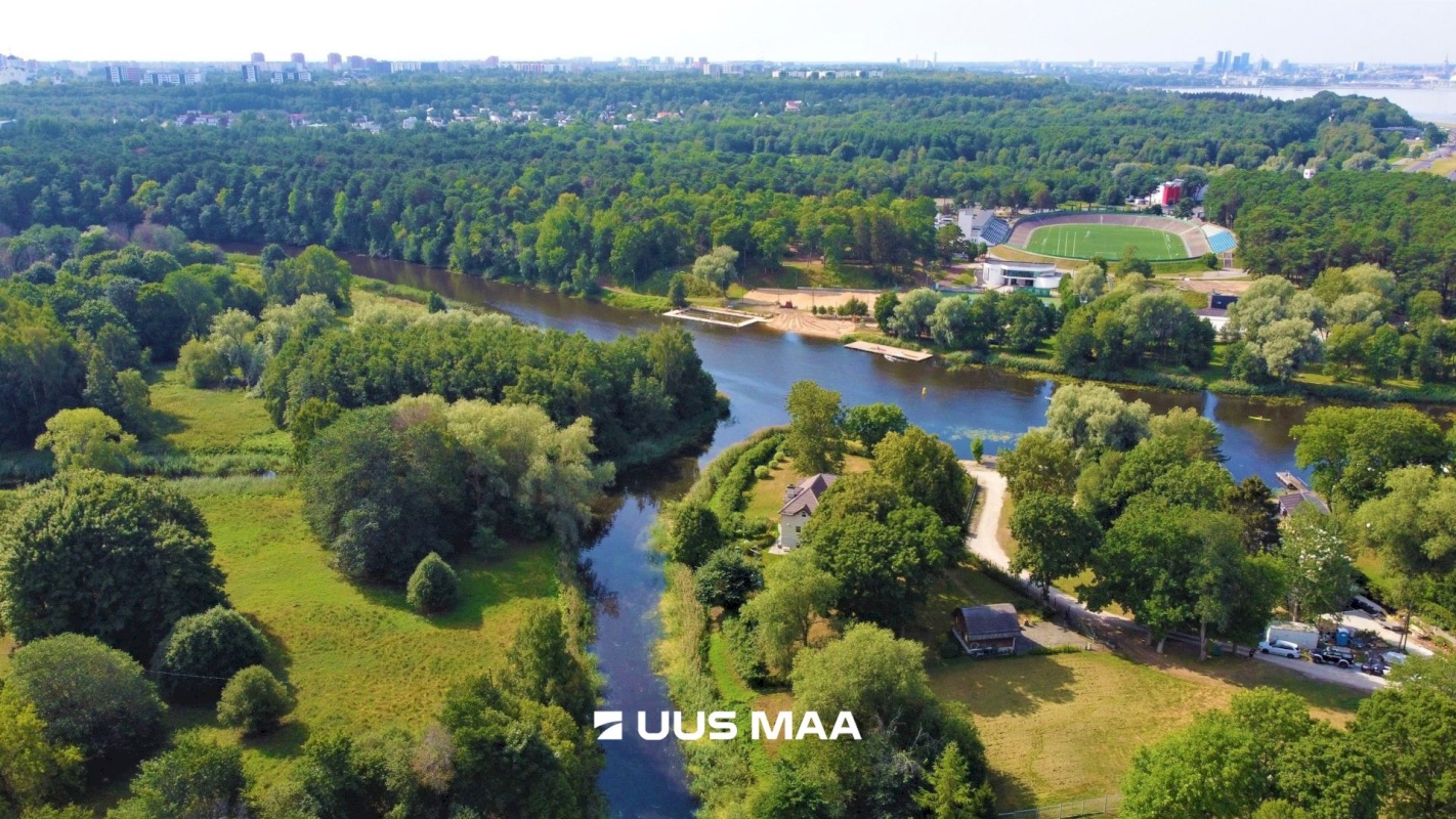 Tallinn, Pirita linnaosa, Pirita, Kloostri tee 11
