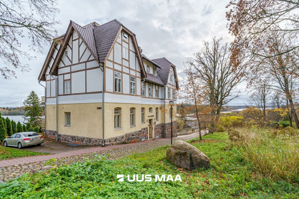 Viljandi linn, Vanalinn, Pikk tn 33