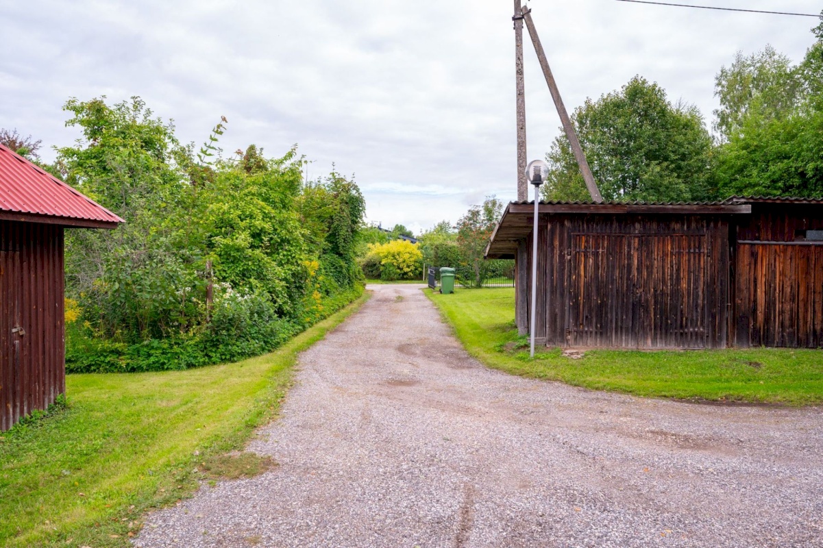 Tartu linn, Tartu linn, Raadi-Kruusamäe, Raadimõisa 13