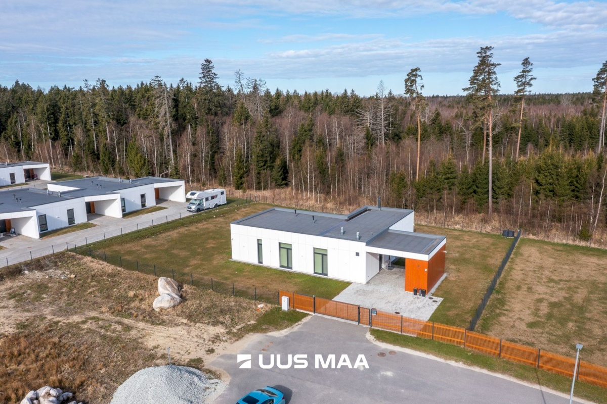 Viimsi vald, Lubja küla, Põldmarja põik 10
