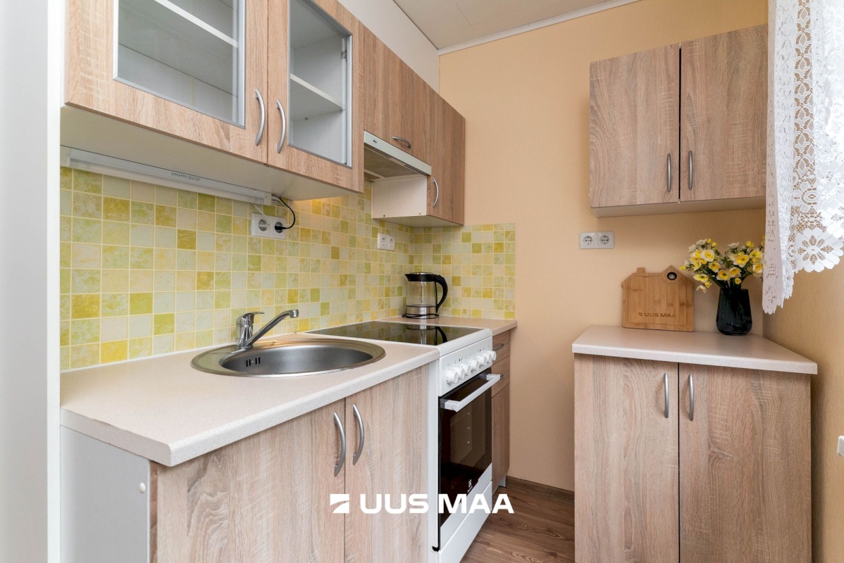 Viljandi linn, Paalalinn, Valuoja pst 17a