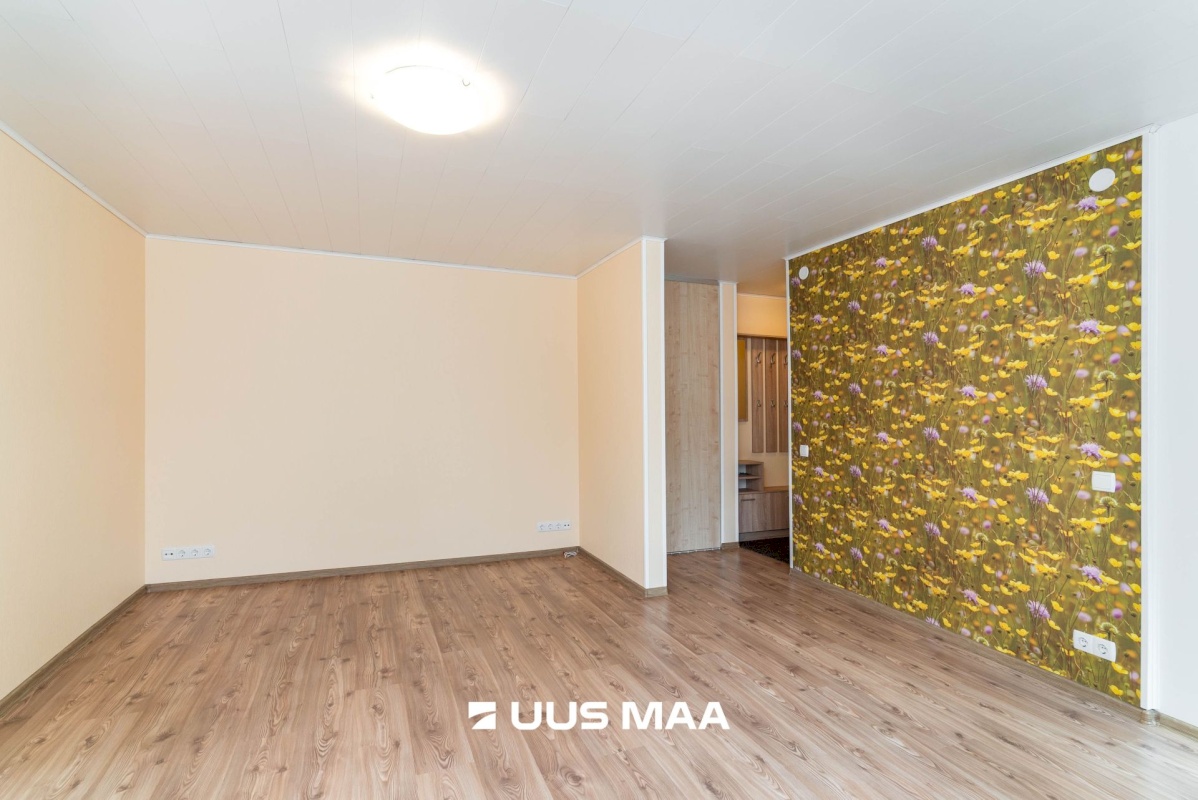 Viljandi linn, Paalalinn, Valuoja pst 17a
