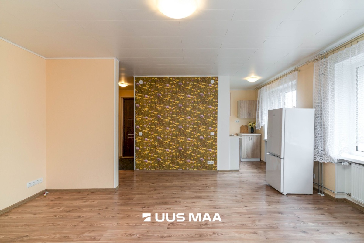 Viljandi linn, Paalalinn, Valuoja pst 17a